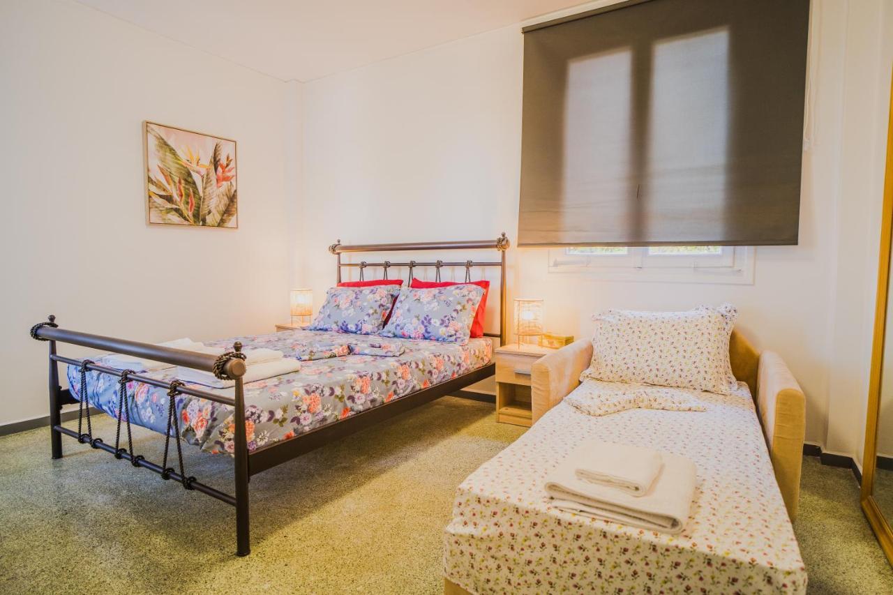 Green Apartment Ground Floor Feel Like Home Properties Saronida Exterior photo