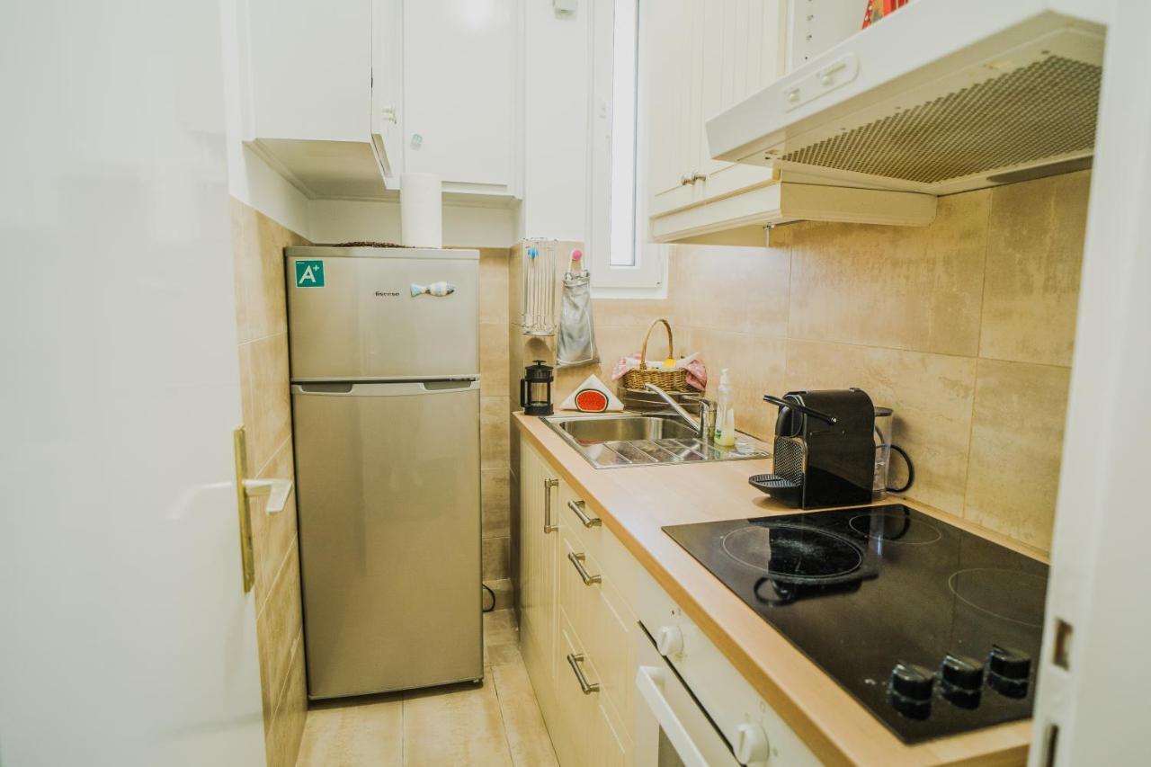 Green Apartment Ground Floor Feel Like Home Properties Saronida Exterior photo